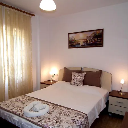 Pinar - Private Pool & Gardens Villa Muğla