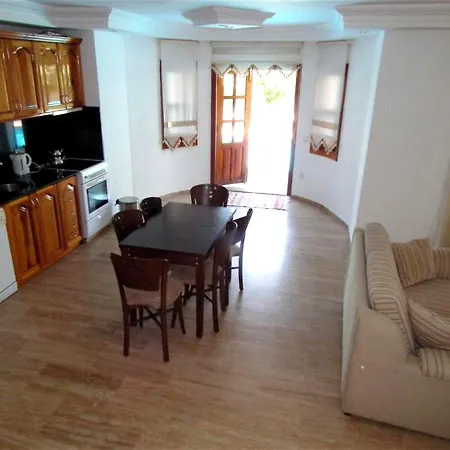 Villa Pinar - Private Pool & Gardens